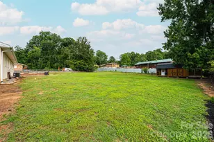 108 Merrywood Dr, Lenoir, NC 28645 - Photo 35