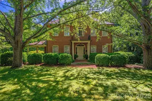 805 S Aspen St, Lincolnton, NC 28092 - Photo 1