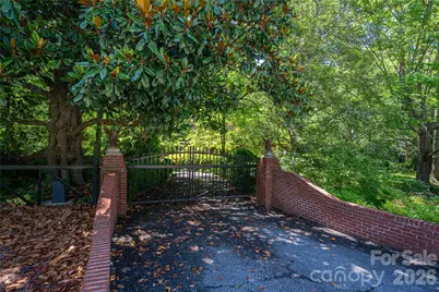 805 S Aspen Street, Lincolnton, NC 28092 - Photo 3