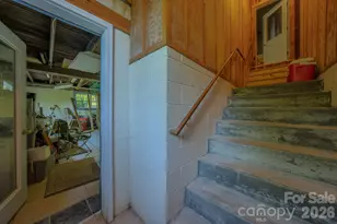 1712 Little Crk Rd, Hot Springs, NC 28743 - Photo 29