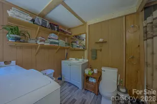 1712 Little Crk Rd, Hot Springs, NC 28743 - Photo 27