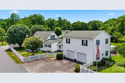 408 Garrou Avenue SE, Valdese, NC 28690 - Photo 43