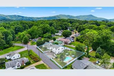 408 Garrou Avenue SE, Valdese, NC 28690 - Photo 3