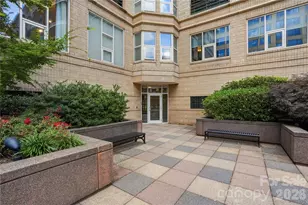 400 N Church St, Charlotte, NC 28202 - Photo 11