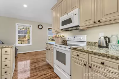 210 Allen Paul Drive, Hendersonville, NC 28791 - Photo 21