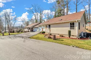 210 Allen Paul Dr, Hendersonville, NC 28791 - Photo 3
