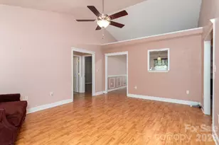 7534 Anchors Aweigh Ln, Sherrills Ford, NC 28673 - Photo 5