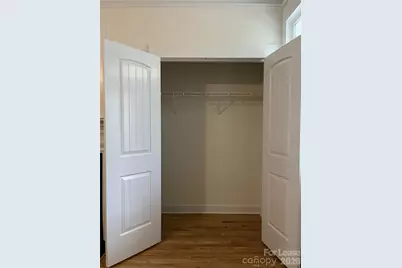 527 Dubois Court, Charlotte, NC 28208 - Photo 5