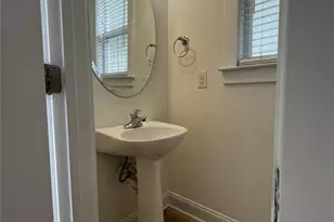 527 Dubois Court, Charlotte, NC 28208 - Photo 9