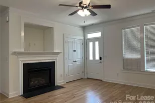 527 Dubois Court, Charlotte, NC 28208 - Photo 3
