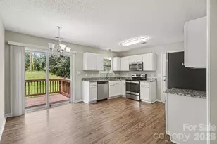 9937 Austin Samuel Pl, Charlotte, NC 28214 - Photo 3