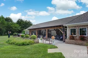 8106 Breezy Hill Dr, Browns Summit, NC 27214 - Photo 35