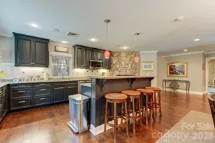 8106 Breezy Hill Dr, Browns Summit, NC 27214 - Photo 9