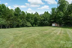 8106 Breezy Hill Dr, Browns Summit, NC 27214 - Photo 43