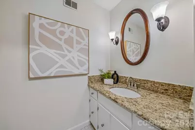 1024 Court Drive, Charlotte, NC 28211 - Photo 15