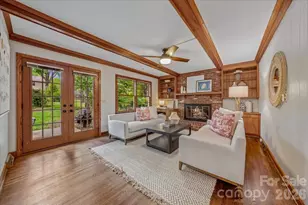 1024 Court Dr, Charlotte, NC 28211 - Photo 7
