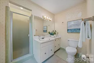 1024 Court Dr, Charlotte, NC 28211 - Photo 19