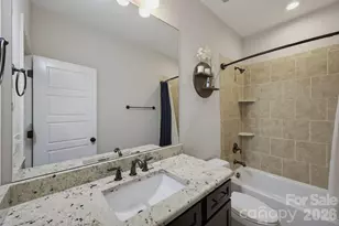 1210 39th Avenue NE, Hickory, NC 28601 - Photo 9