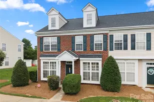 7641 Bluff Point Ln, Denver, NC 28037 - Photo 3