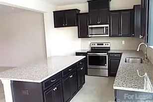 5633 Garrow Glen Rd, Charlotte, NC 28278 - Photo 5