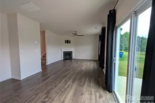 121 Sycamore Spgs Dr, Statesville, NC 28677 - Photo 5