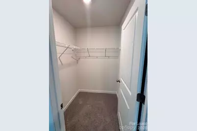2102 10th Street SE, Hickory, NC 28602 - Photo 9