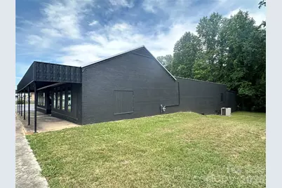 1401 S Salisbury Avenue, Spencer, NC 28159 - Photo 3
