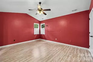 9330 Oren Thompson Rd, Charlotte, NC 28213 - Photo 21