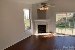 1448 Stonedown Ln, Matthews, NC 28104 - Photo 3