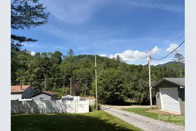 42 Country Meadows Road, Burnsville, NC 28714 - Photo 27