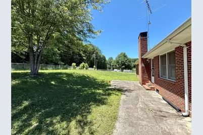 1106 Laurel Woods Drive, Gastonia, NC 28052 - Photo 29