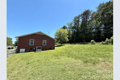 1106 Laurel Woods Drive, Gastonia, NC 28052 - Photo 25