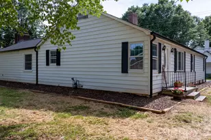 227 W 27th St, Newton, NC 28658 - Photo 39