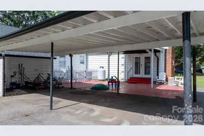 227 W 27th Street, Newton, NC 28658 - Photo 33