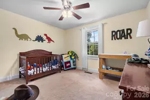 227 W 27th St, Newton, NC 28658 - Photo 17