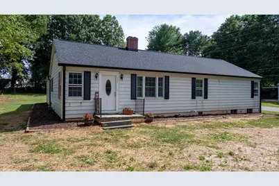 227 W 27th Street, Newton, NC 28658 - Photo 1