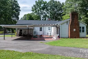 227 W 27th St, Newton, NC 28658 - Photo 35