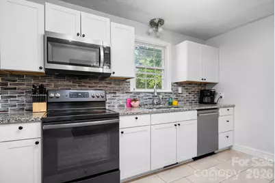 227 W 27th Street, Newton, NC 28658 - Photo 11