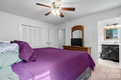 227 W 27th Street, Newton, NC 28658 - Photo 9