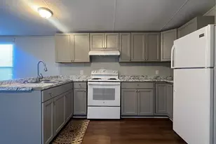 504 Oak Run Ct, Bessemer City, NC 28016 - Photo 3