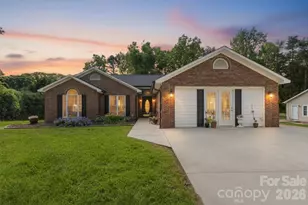 7760 Wallace Ln, Denver, NC 28037 - Photo 5