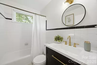 4500 Woodlark Lane, Charlotte, NC 28211 - Photo 9