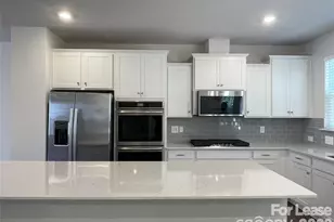 14051 Martin Hill Wy, Charlotte, NC 28277 - Photo 5