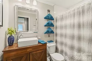 4231 Firethorne Rd, Charlotte, NC 28205 - Photo 13
