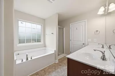 7820 Rockland Drive, Charlotte, NC 28213 - Photo 25