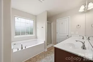 7820 Rockland Dr, Charlotte, NC 28213 - Photo 25