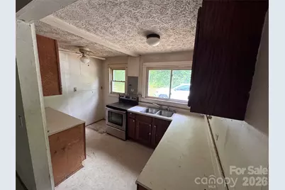402 Sharon Road, Fairview, NC 28730 - Photo 17
