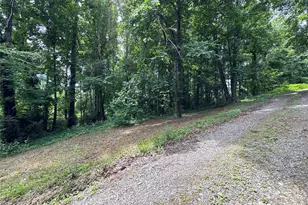 402 Sharon Rd, Fairview, NC 28730 - Photo 9