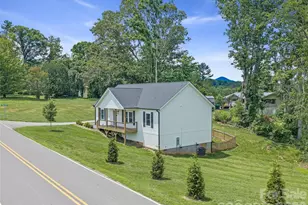 105 Crowder Hls Ln, Asheville, NC 28804 - Photo 3