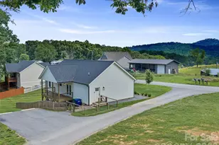 105 Crowder Hls Ln, Asheville, NC 28804 - Photo 5